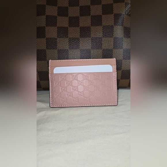 Gucci Embossed GG Cardholder – Nude Pink (AUTHENTIC) - Picture 2 of 4